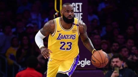 LeBron James'ten emeklilik sorusuna yanıt: 'Eşimle ve yakın çevremle oturup...'