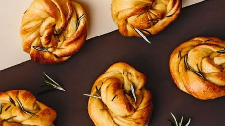 Cuisine : Pain, soleil et fantaisie pour accompagner vos recettes d’été