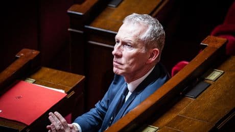 Déserts médicaux : Guillaume Garot, le député qui veut réguler la liberté d’installation des médecins