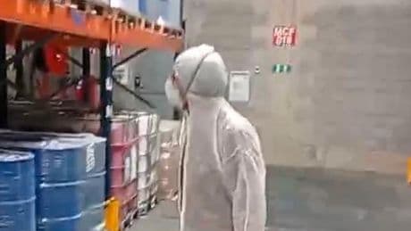 BASF continue à produire un pesticide interdit pour l’exporter, en violation de la loi, confirme la préfecture du Rhône