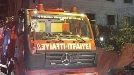Ümraniye'de korkutan yangın