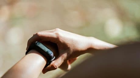 Smarter Schweiß? Uhr ermittelt auf ungewöhnlichem Weg Vitaldaten