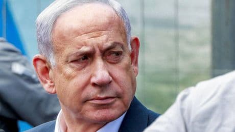 E Bibi avvisa: "Via da Gaza City"