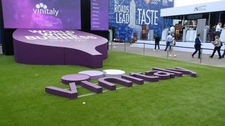 «Strategia nazionale per la tutela del vino» e la Ue frena sui dazi