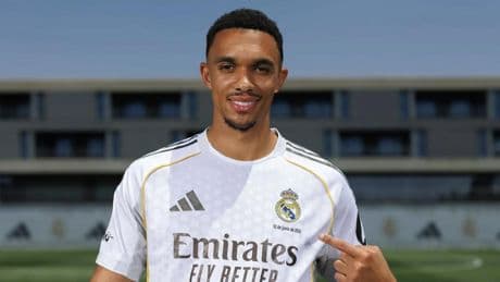 Trent, una presentación de "leyenda" en perfecto español: "Siempre supe que si salía del Liverpool era para ir al Madrid"
