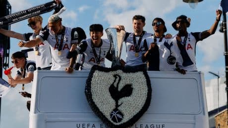Tottenham announce new contract for defender following transfer links