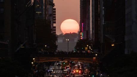 What is Manhattanhenge and when can you see it?