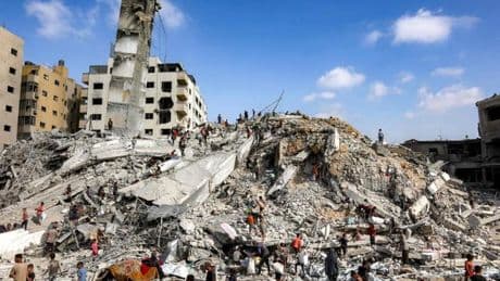 L’armée israélienne détruit un nouvel immeuble dans la ville de Gaza et appelle les habitants à évacuer