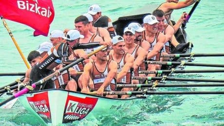 Zierbena doblega a Urdaibai y conquista la corona vizcaína