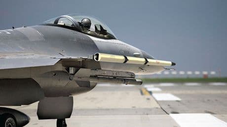 ABD'den 3,8 milyar dolarlık anlaşmaya onay! Eskiyen F-16 savaş uçakları modernize edilecek