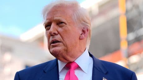 Trump signs order to clarify college athletes' employment status amid NIL chaos