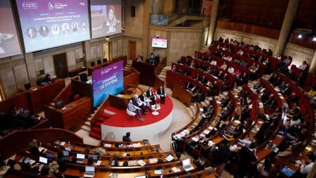 130 citoyens tirés au sort pour repenser l’école : le pari risqué d’Emmanuel Macron