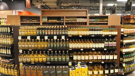 Aceite de oliva, vino y fabricantes de alimentos temen pérdidas por los aranceles pactados con Estados Unidos