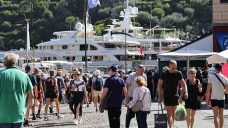 Turismo nel Tigullio, presenze in calo a Ferragosto: “Mancano gli italiani”