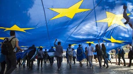 Más de 120 intelectuales vascos impulsan una concentración en defensa de Europa el sábado en Bibao
