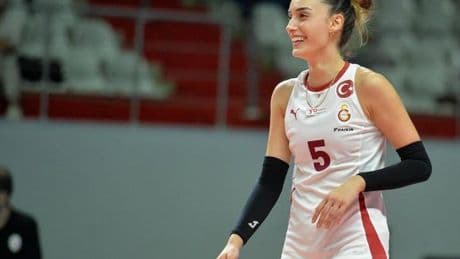 Eylül Akarçeşme Kimdir? Nereli ve Boyu Kaç? Milli Voleybolcu Eylül aslen nereli? Eylül'ün Hayatı ve Kariyeri