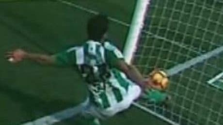 Los precedentes de Hernández Hernández con el Barça: el gol menos 'fantasma' de la historia