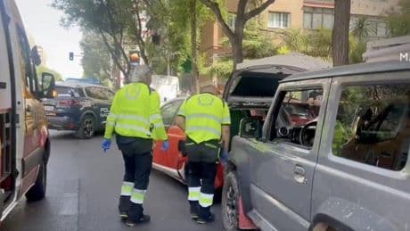 Muere una mujer atropellada en Retiro cuando sacaba un bulto del maletero de su coche aparcado en doble fila