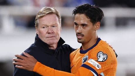 Oranje voldoet nog niet aan de hoge lat van Koeman: 'Balbezit werd slordiger'