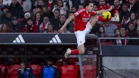 Aviso al Real Madrid: Primero, el acuerdo con el Benfica; luego, Álvaro Carreras puede triunfar donde quiera