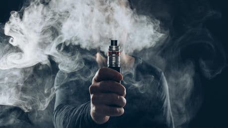 Gizli tehlikeye işaret etti: Sorunumuz sadece tütün değil, elektronik sigaralar ve puf