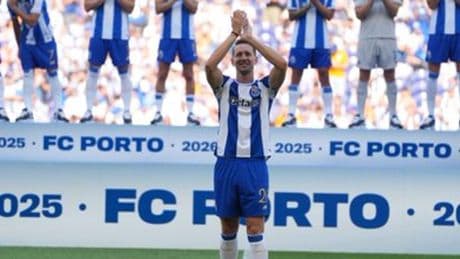 De Jong maakt verrassende overstap naar Porto, waar Farioli coach is