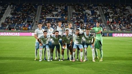 Más dudas que certezas respecto al primer once del Zaragoza: una foto movida