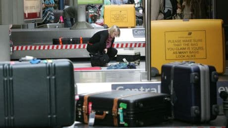 Baggage handlers at Gatwick Airport call off strike action after new pay offer