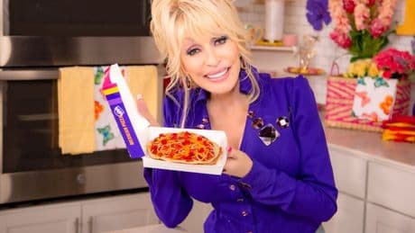 Dolly Parton is a Taco Bell superfan. She told us her usual order, and we obviously had to try it.