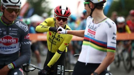Pogacar, en un espectacular regreso, supera a Vingegaard en un atípico sprint y se anota el triunfo en el Critérium Dauphiné