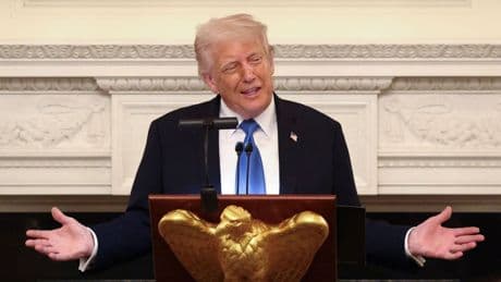 Trump insinúa que Biden retrasó la publicación de su diagnóstico de cáncer: "Me sorprende"
