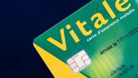 Lutter contre la fraude et les trafics: l'Assurance maladie impose la présentation de la carte Vitale pour certains médicaments