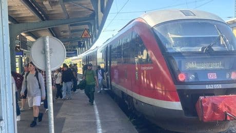 Kein Klo am Hauptbahnhof - Bahn schickt Kunden zur Toilette in wartende Züge