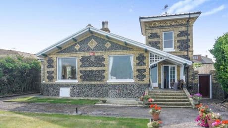 World’s OLDEST bungalow in UK seaside village sees price slashed by £750,000