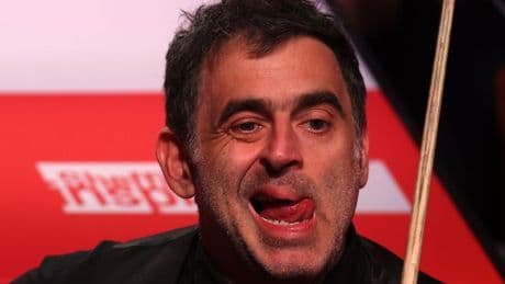 Ronnie O'Sullivan suffers World Championship collapse as 'extraordinary' risk backfires