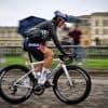 Pijnlijke exit Primoz Roglic in Giro: favoriet gaat in kletsnatte etappe voor vierde keer onderuit