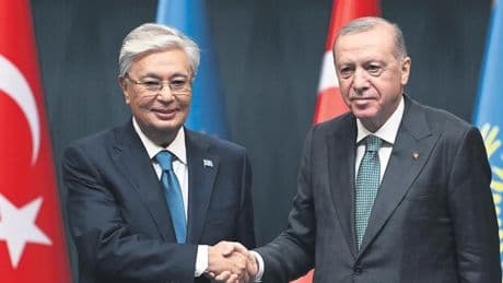 İsrail açlığı silah olarak kullanıyor