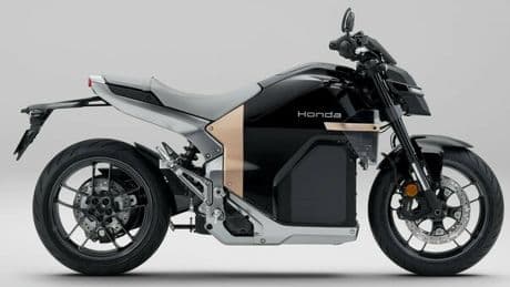 Honda, si chiama WN7 la prima moto elettrica dell'Ala bianca. Si ricarica dal 20 all'80% in 30 minuti e ha 130 km d'autonomia