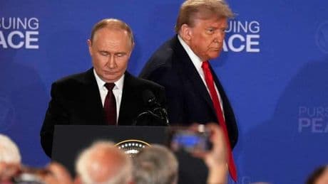 Trump ve Putin buluşmasında gizli belgeler otelde yazıcıda unutuldu
