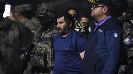 Les conditions de détention luxueuses du roi des narcotrafiquants « Fito », extradé aux États-Unis