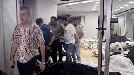 Gelinlikçi dükkanını ateşe vermek istedi, gözaltına alındı
