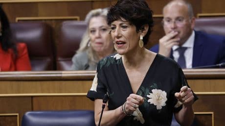 Esta es la pensión que te queda en España si te jubilas a los 45 años según tu sueldo: qué dice la Seguridad Social