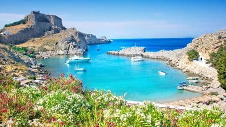 Tragedy as British man dies at Greece's holiday hotspot