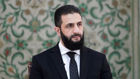 Macrons ontvangst van interim-president Al-Sharaa moet bijdragen aan een stabiel Syrië ‘in een regio die extreem overhoop ligt’
