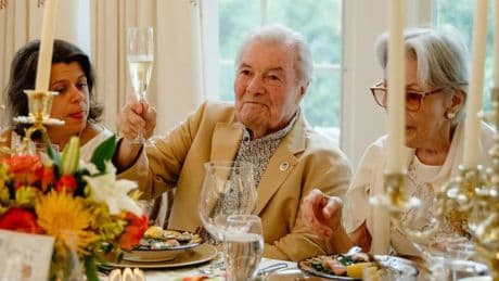 De Bourg-en-Bresse à Manhattan : l’incroyable saga de Jacques Pépin, 90 ans, le cuisinier star que l’Amérique adore