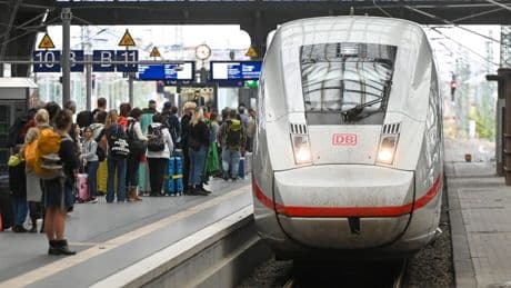 Bahnstrecke Berlin-Halle: Pendler vor langer Zwangspause gewarnt