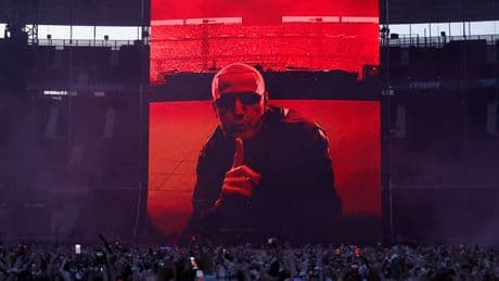 "Ça s'appelle Nomad": DJ Snake annonce son prochain album, à la fin de son concert au Stade de France