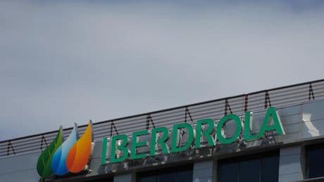 Iberdrola gana 2.004 millones de euros el primer trimestre de 2025, un 27% menos por falta de plusvalías