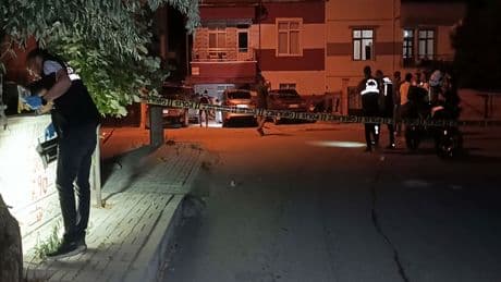 Tartıştığı kız arkadaşının babasını ve ağabeyini pompalı tüfekle vurdu
