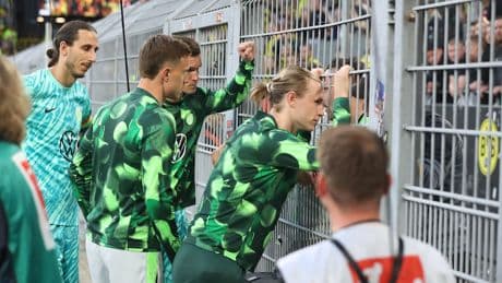 Nach BVB-Klatsche - Bundesliga-Star hat Sorge um Wolfsburg-Fans